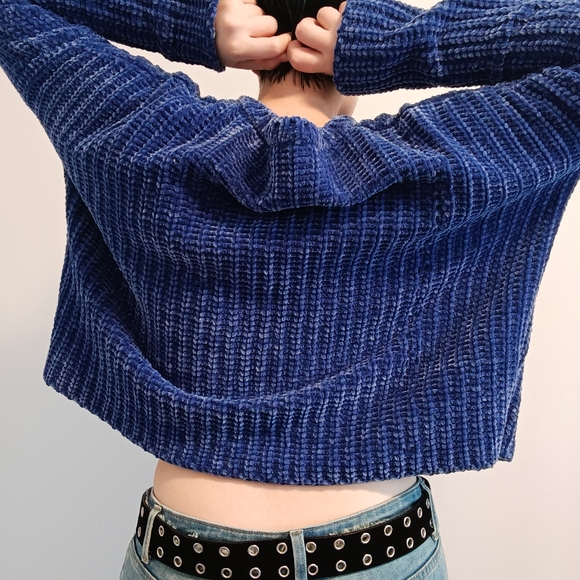 Navy blue knitted sweater - Picture 5 of 5